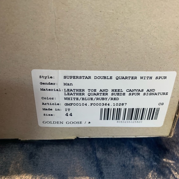 MENS size 44: Golden Goose sneakers- never worn- new in box. - Picture 6 of 8